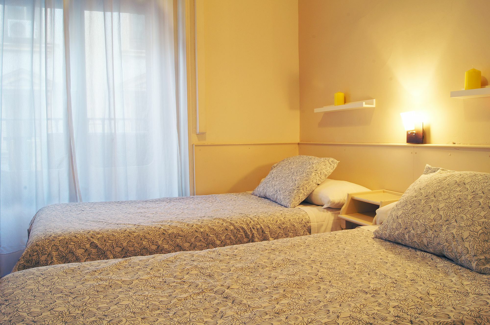 Hostal Alistana Madrid Exterior foto